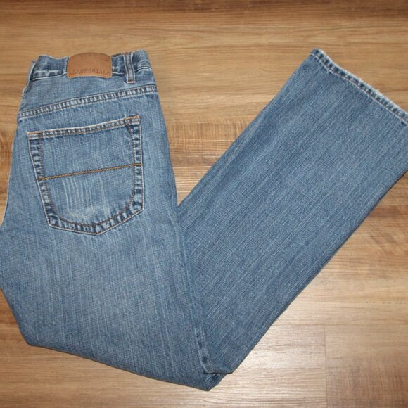 Y2K Aeropostale SIZE 32x32 Distressed VTG Bootcut Denim Jeans - Picture 1 of 10